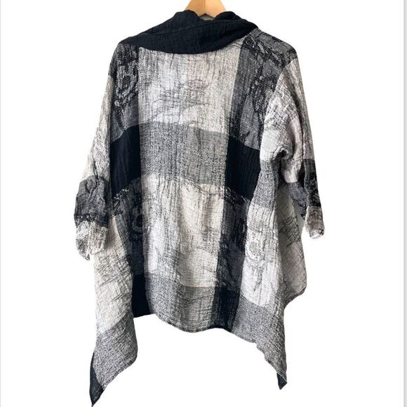 igor dobranic plaid Black/white oversized linen blouse Tunic size S 340 - Picture 2 of 7